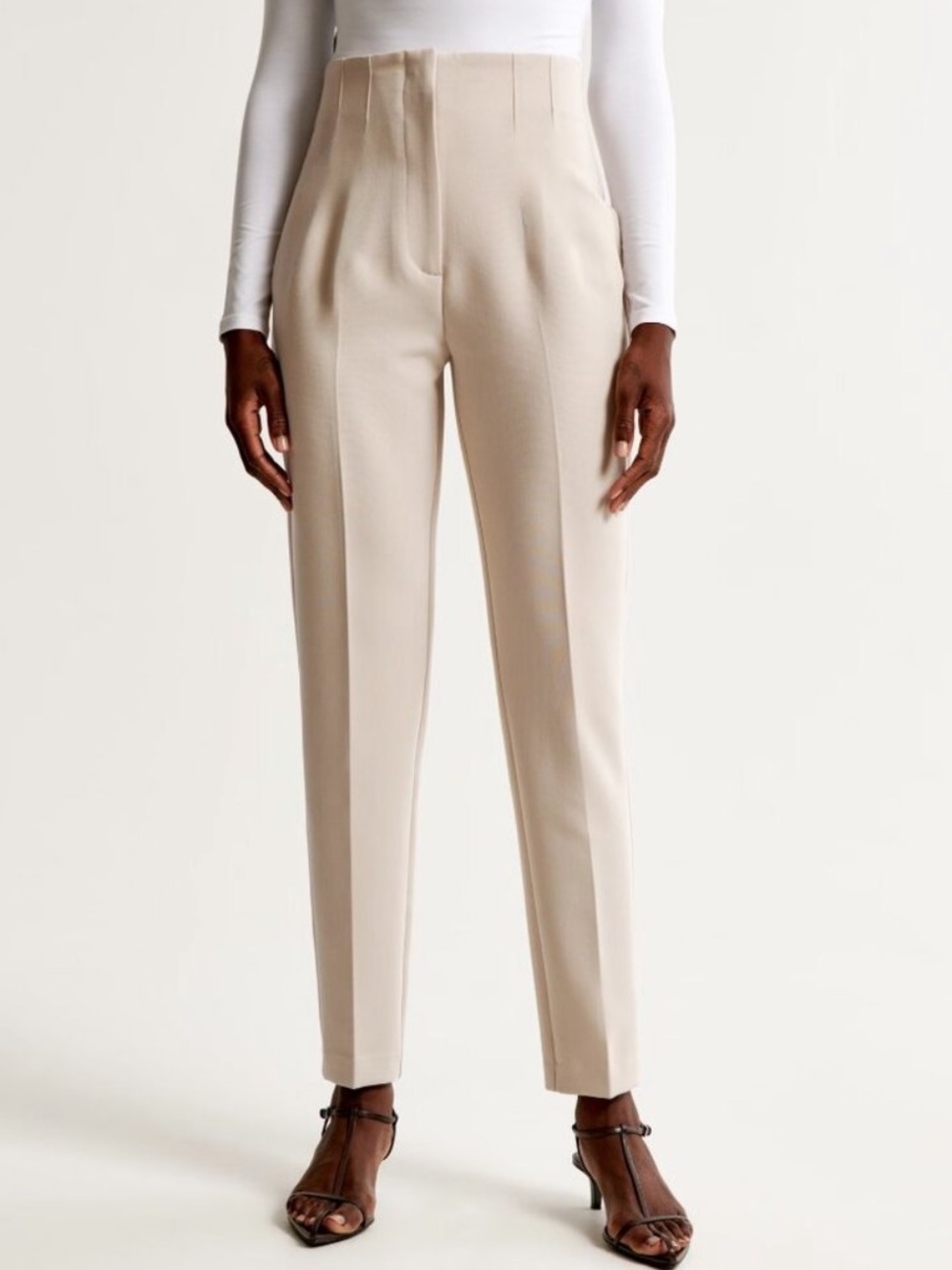 Abercrombie & Fitch NWT size 12 Long 31 Waist Light Taupe Slim Straight Pants